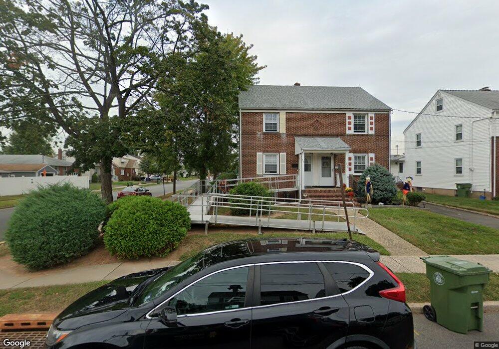 918 W Henry St, Linden, NJ 07036 - photo 1