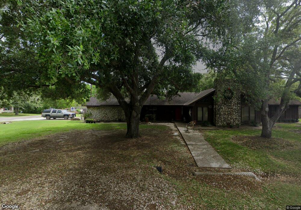 1705 Longhorn Ave, Bay City, TX 77414 - photo 1