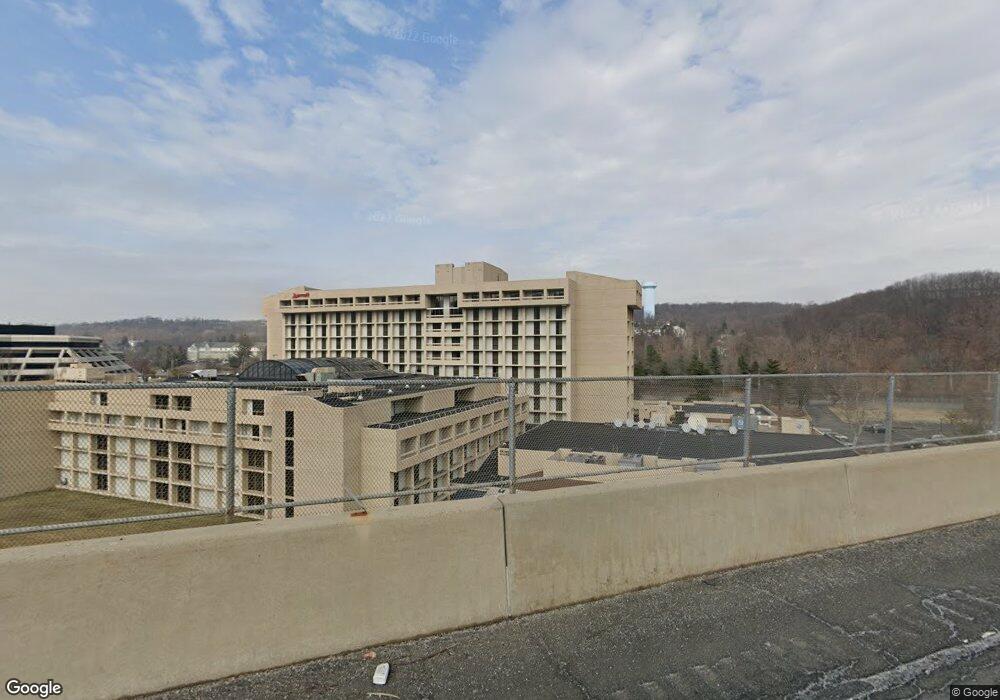 670 White Plains Rd, Tarrytown, NY 10591 - photo 1