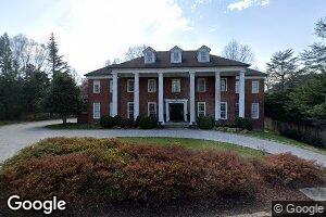 3326 N Albemarle St, Arlington, VA 22207