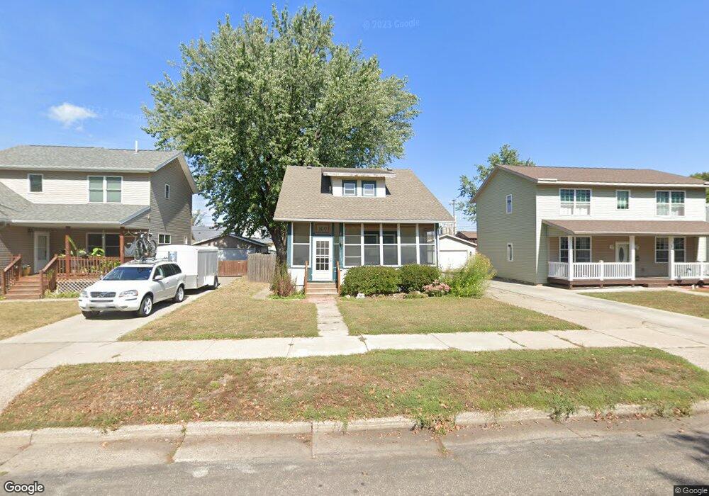 1166 W 4th St, Winona, MN 55987 - photo 1