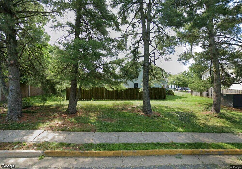 847 Oak Leaf Ct, Warrenton, VA 20186 - photo 1