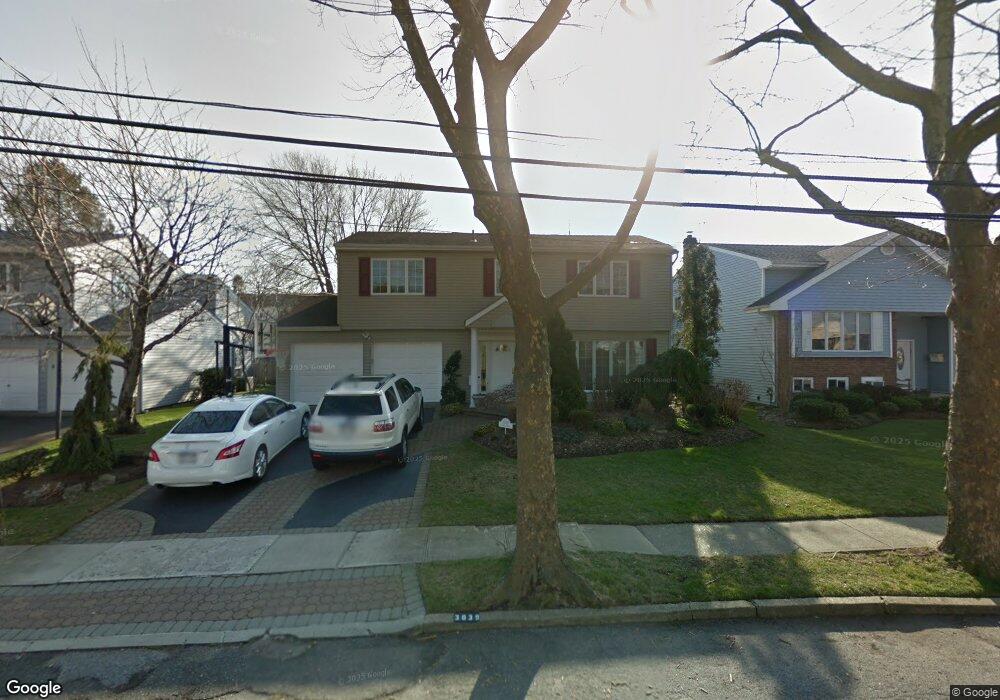 3039 Cheryl Rd, Merrick, NY 11566 - photo 1