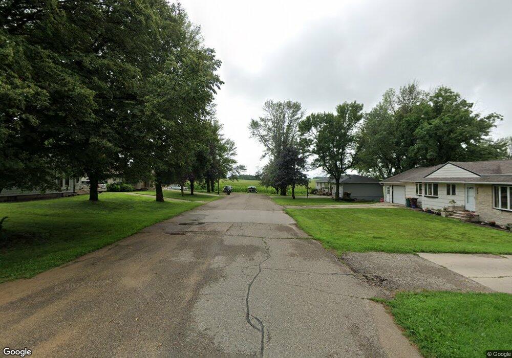 118 Maple St, Alden, MN 56009 - photo 1