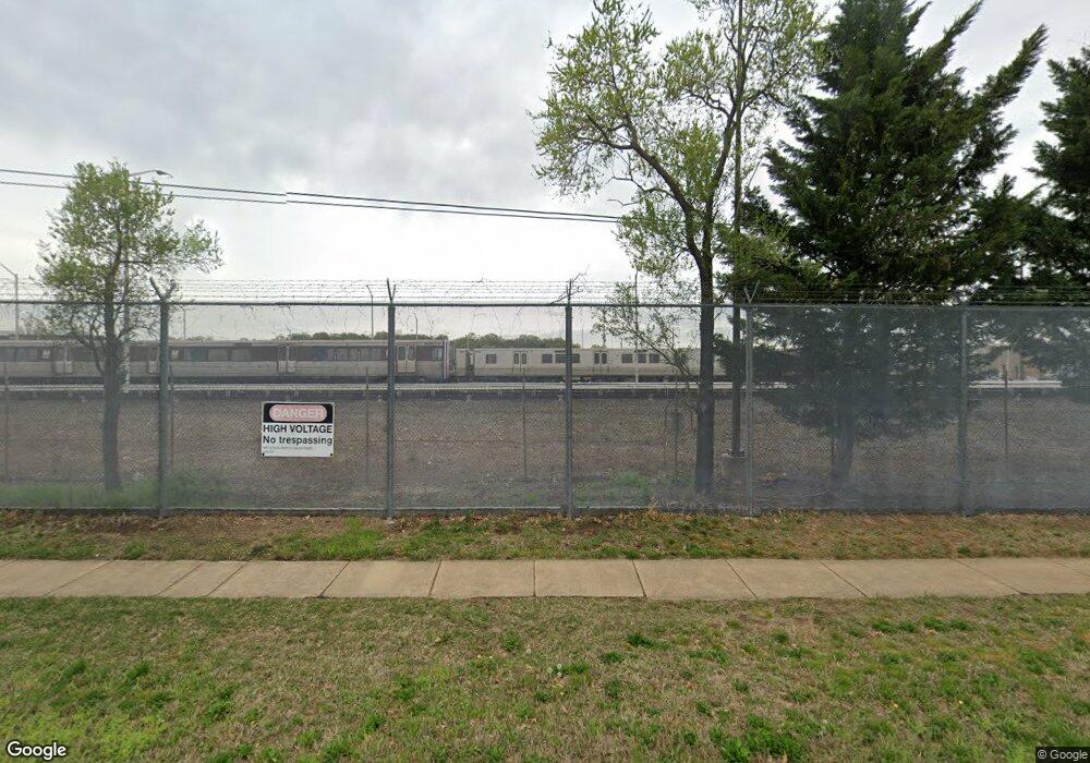 3693 Eisenhower Ave, Alexandria, VA 22304 - photo 1