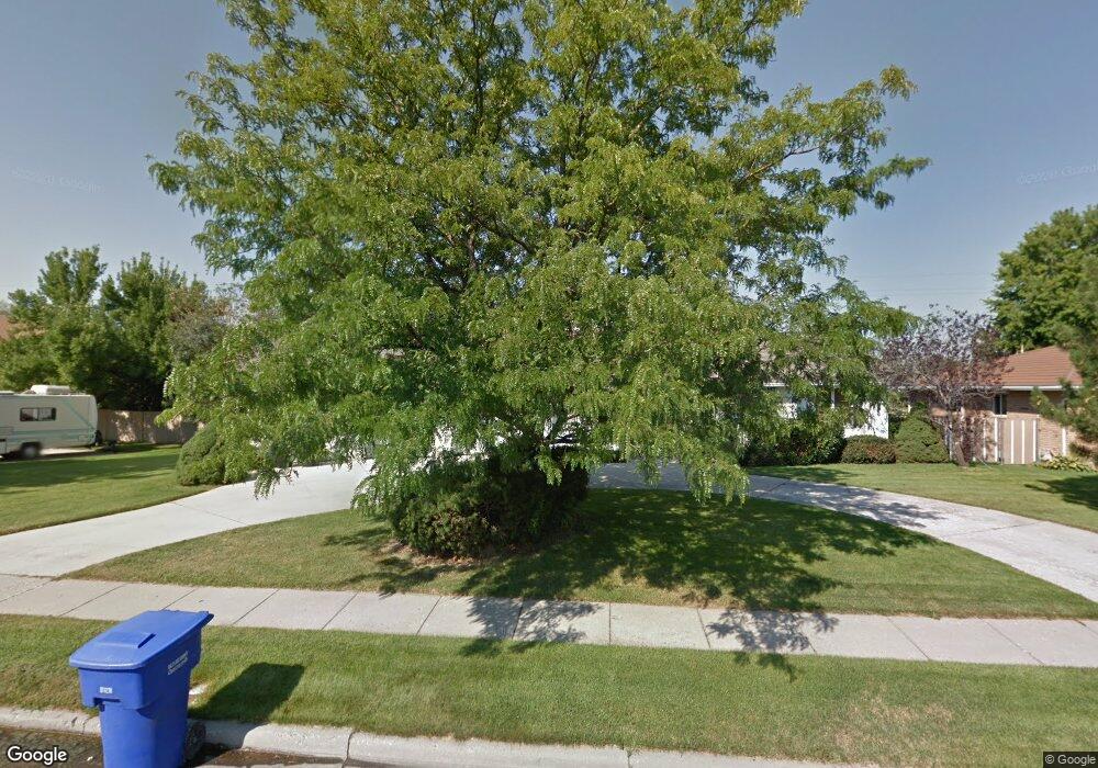 8104 Old Coventry Cir, Sandy, UT 84093 - photo 1