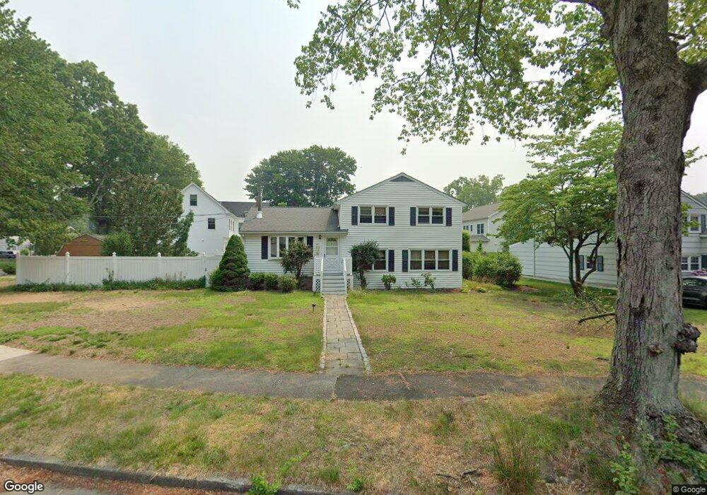 287 Partridge Ln, Fairfield, CT 06824 - photo 1