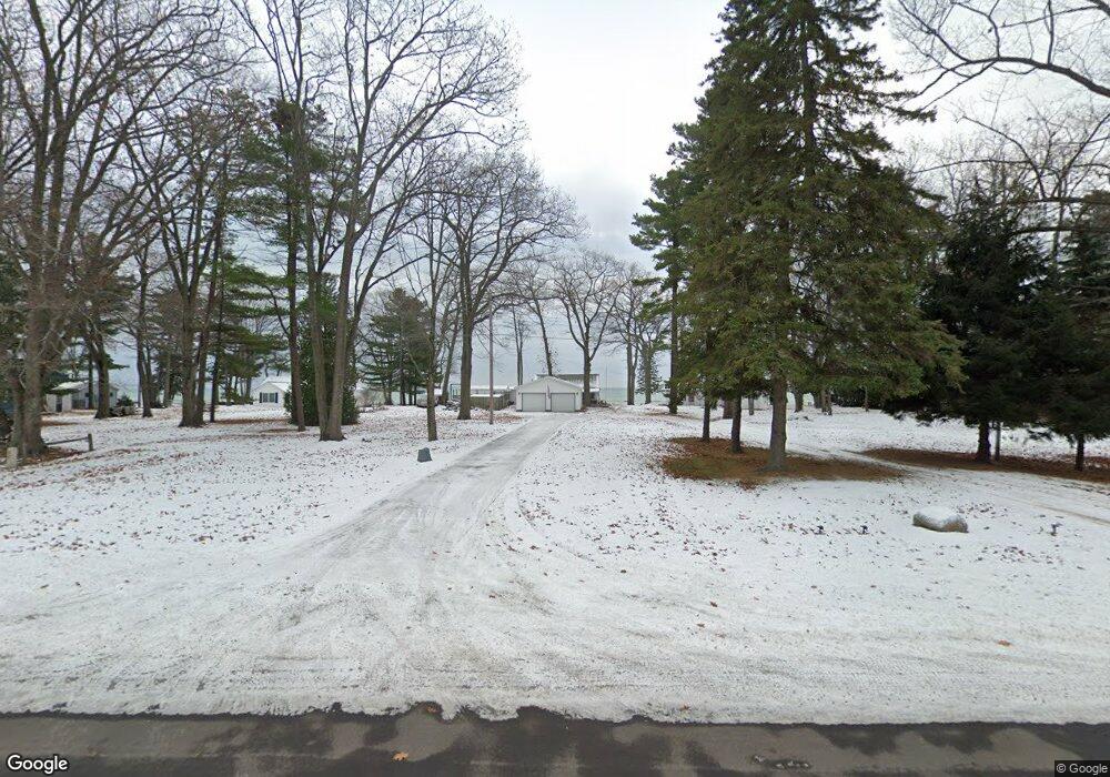244 N Huron Rd, Au Gres, MI 48703 - photo 1