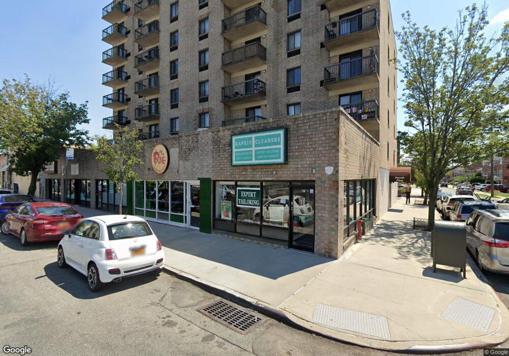 21302 42nd Ave unit 9D, Bayside, NY 11361 - photo 1