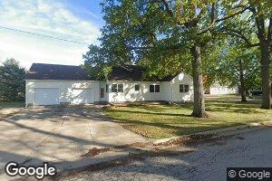 726 Nash St, Aplington, IA 50604