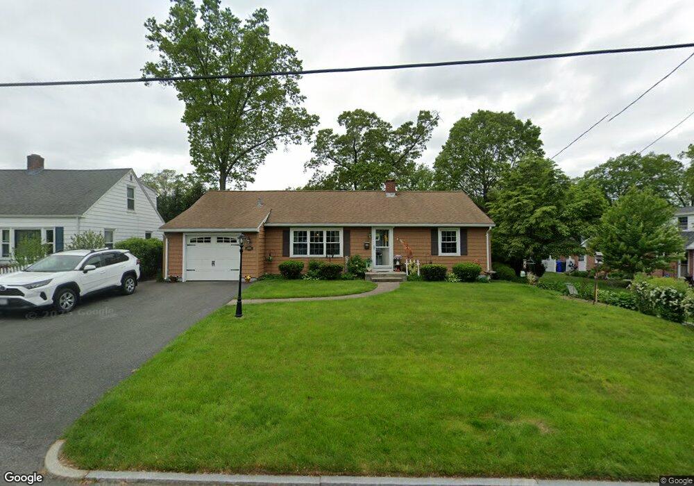 166 Derryfield Ave, Springfield, MA 01118 - photo 1