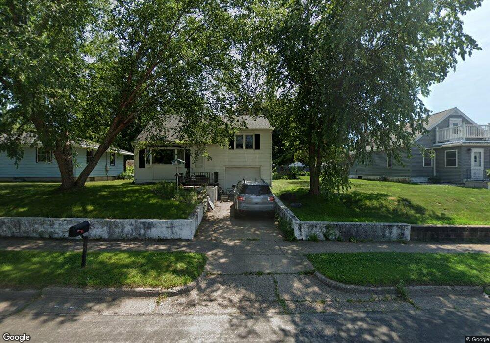 519 S 7th St, La Crescent, MN 55947 - photo 1