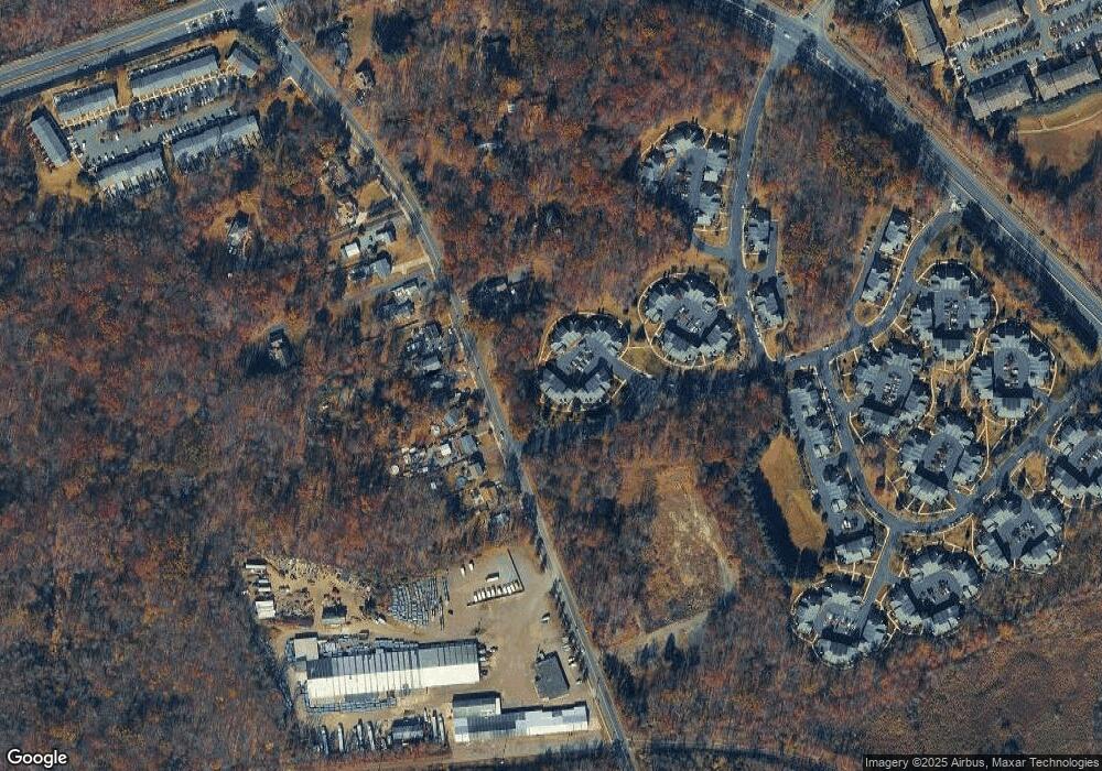 32 Peachtree Ct, Monmouth Junction, NJ 08852 - photo 1