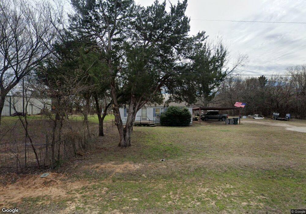 601 Willow Cir, Springtown, TX 76082 - photo 1