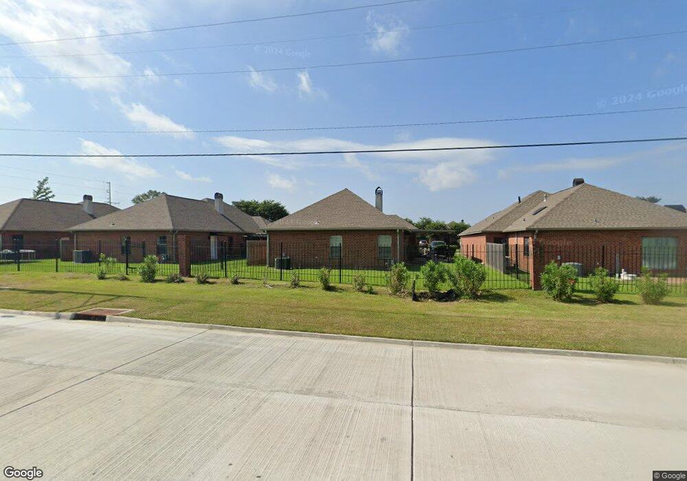 2814 N Locke Point Dr, Lake Charles, LA 70605 - photo 1