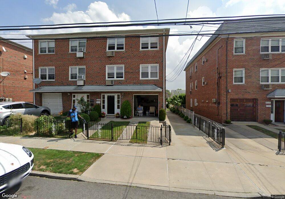 4537 160th St, Flushing, NY 11358 - photo 1