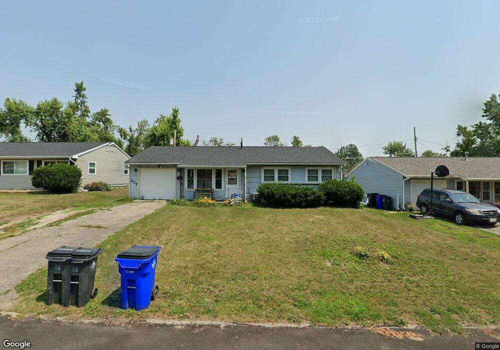 237 Drinkward St NW, Cedar Rapids, IA 52405 - photo 1