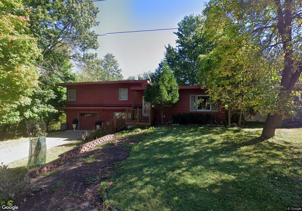 902 15th St SE, Menomonie, WI 54751 - photo 1