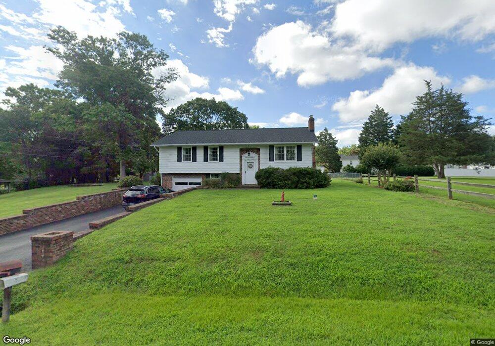 111 Kuethe Dr, Annapolis, MD 21403 - photo 1