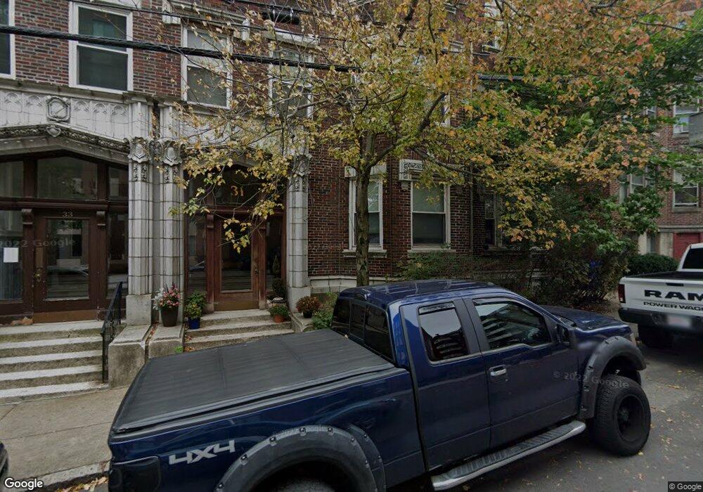 31 Stearns Rd unit 6, Brookline, MA 02446 - photo 1