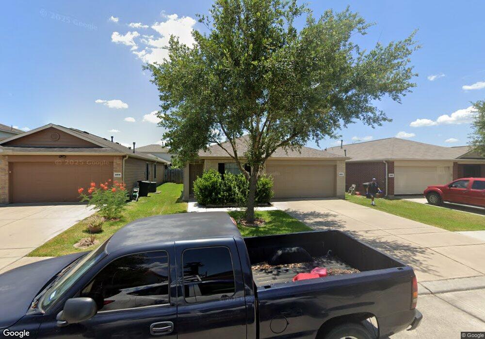 8910 Summerset Meadow Ct, Houston, TX 77075 - photo 1