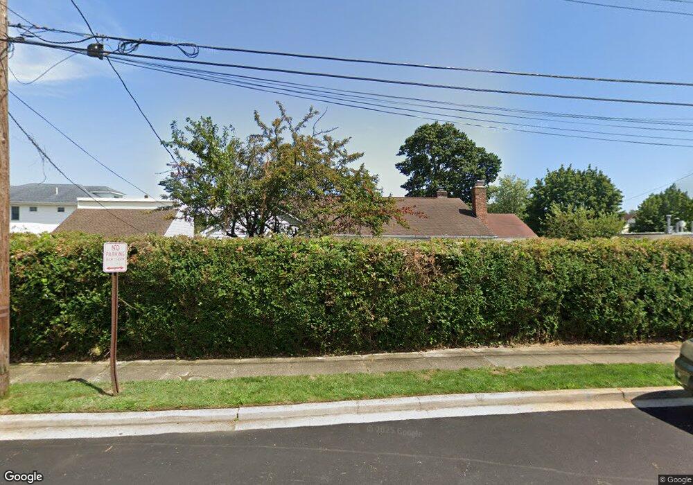 16 N Butehorn St, Bethpage, NY 11714 - photo 1