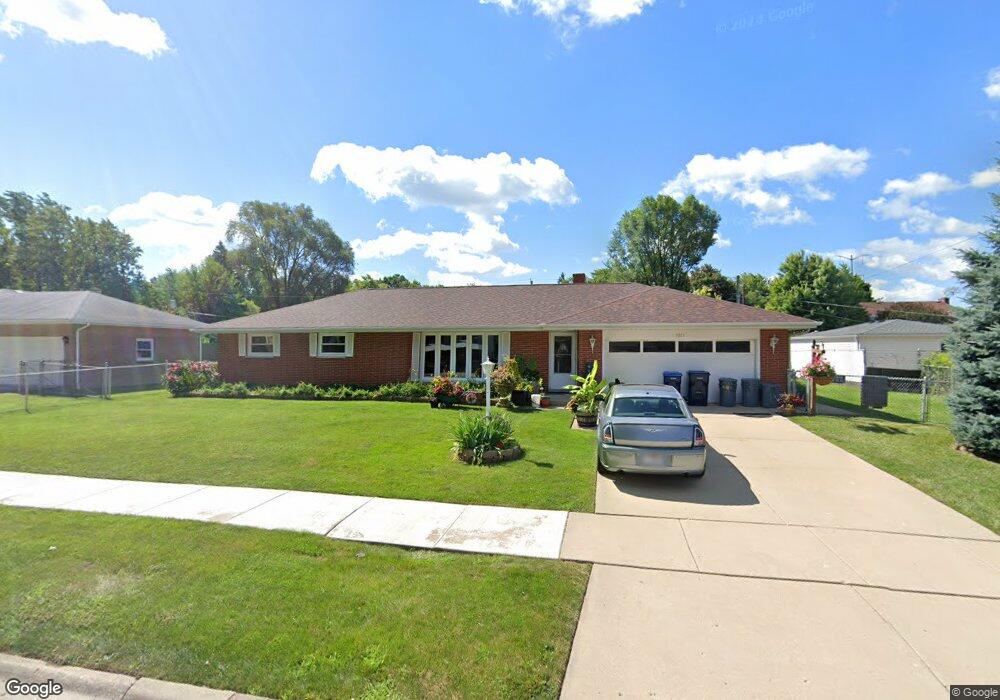 2921 Carriage Ln, Waukegan, IL 60085 - photo 1