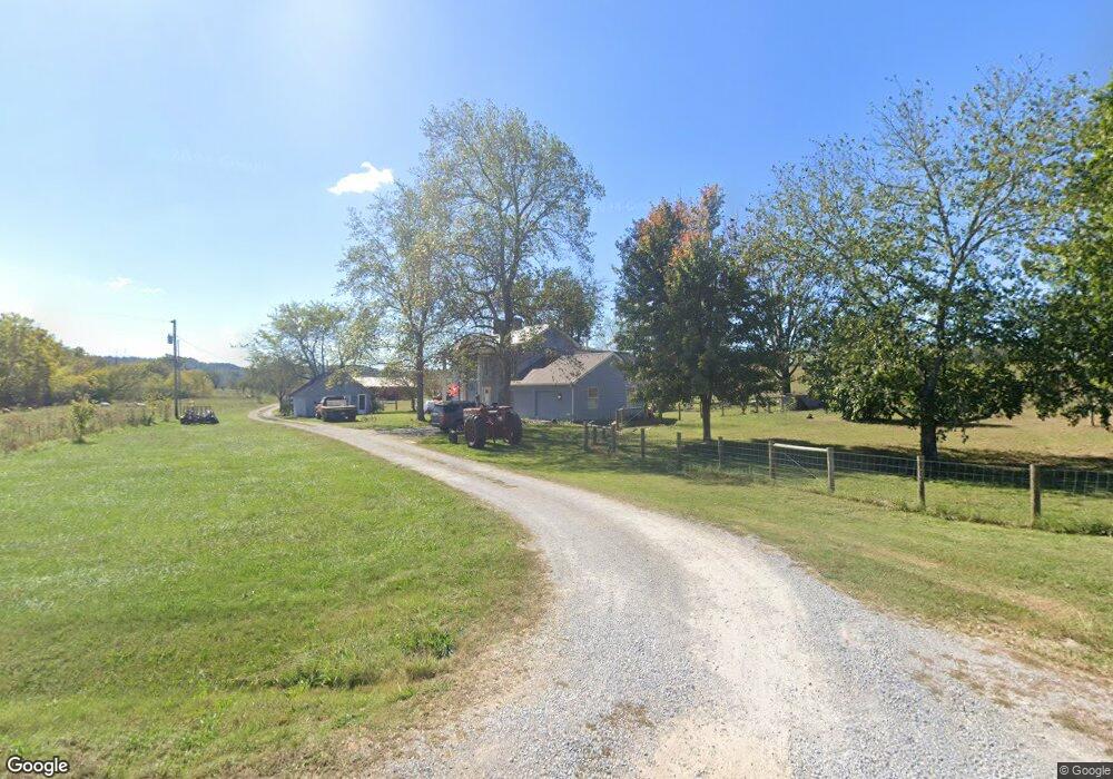 311 Robinson Rd, Shelbyville, TN 37160 - photo 1