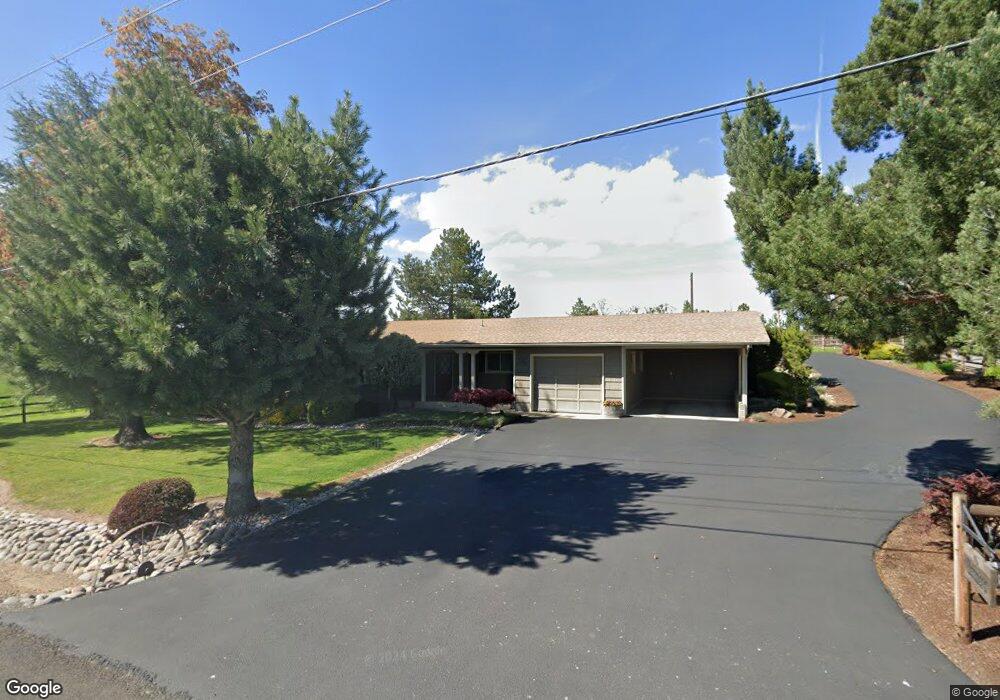 996 Wilson Rd, Central Point, OR 97502 - photo 1