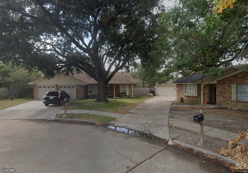 8911 Stonehearth Ln, Houston, TX 77040 - photo 1