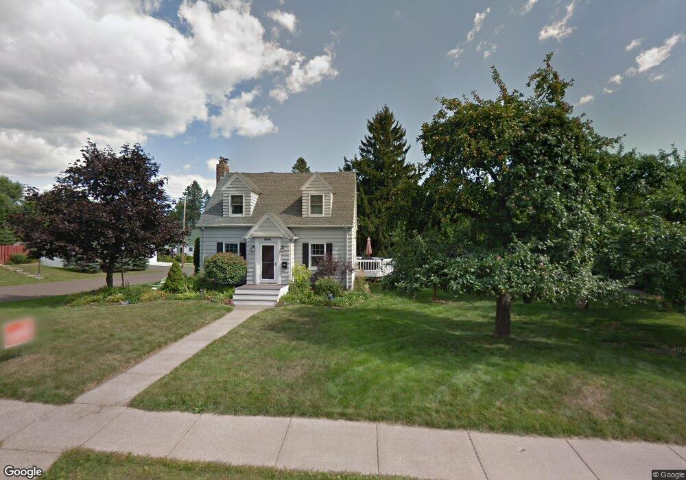 1748 Carver Ave, Duluth, MN 55803 - photo 1