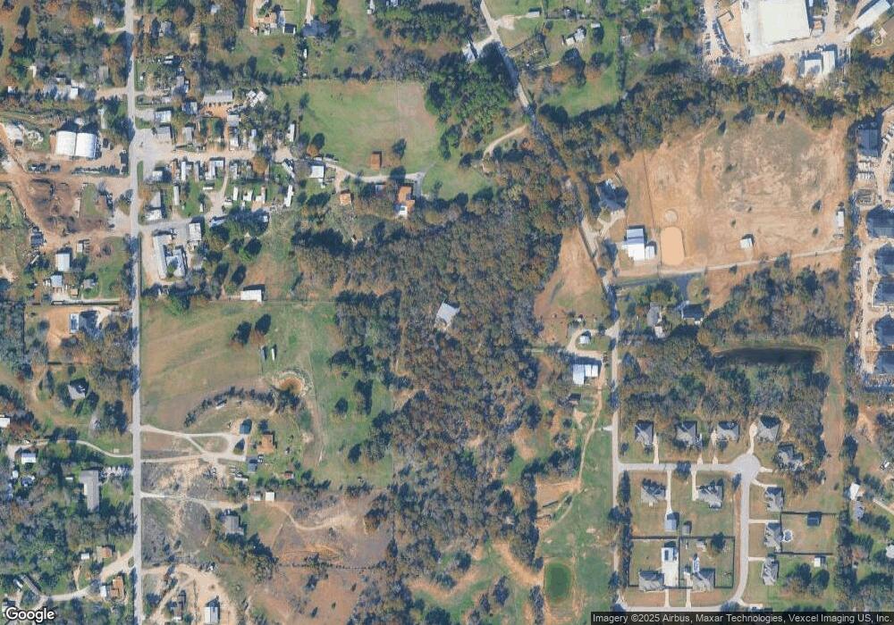 1200 Scotland Ave, Azle, TX 76020 - photo 1