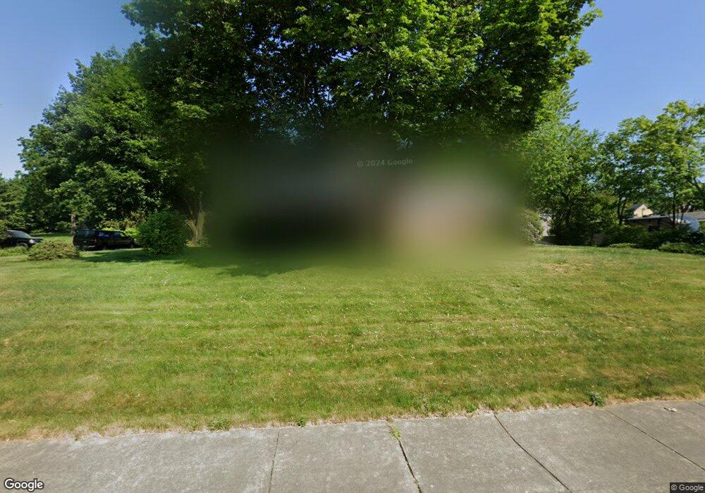 27 N Buttonwood St, Macungie, PA 18062 - photo 1