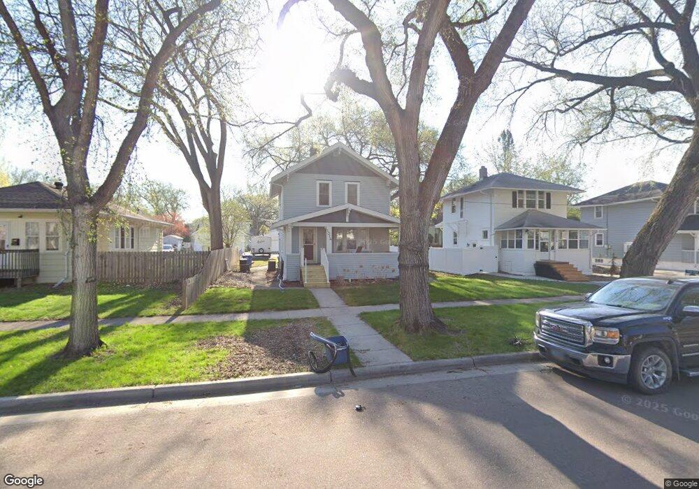 1014 11th St S, Fargo, ND 58103 - photo 1