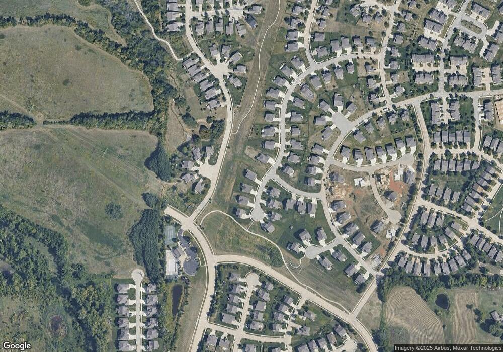 9034 Sunray Dr, Shawnee, KS 66227 - photo 1