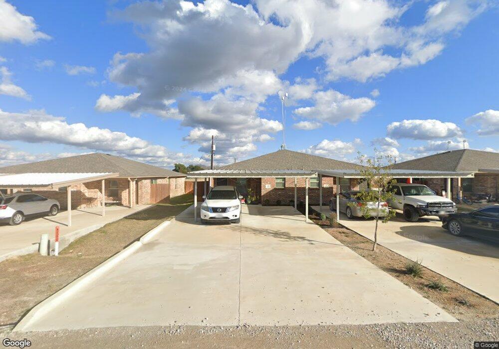 136 Crossbow Ct, Weatherford, TX 76088 - photo 1