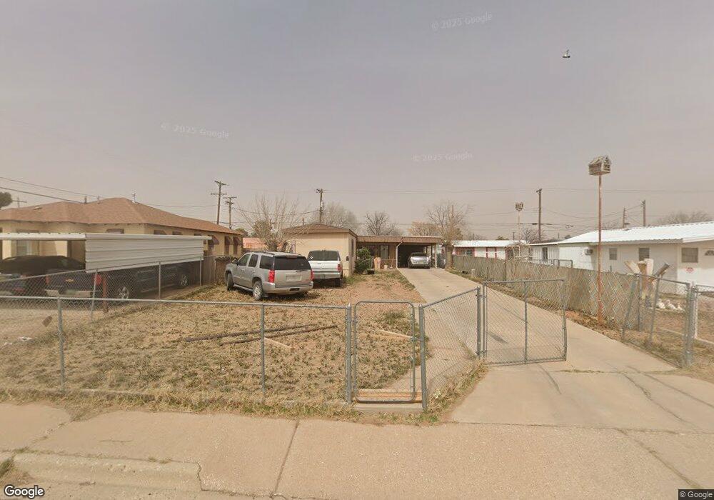 204 E Scharbauer St, Hobbs, NM 88240 - photo 1