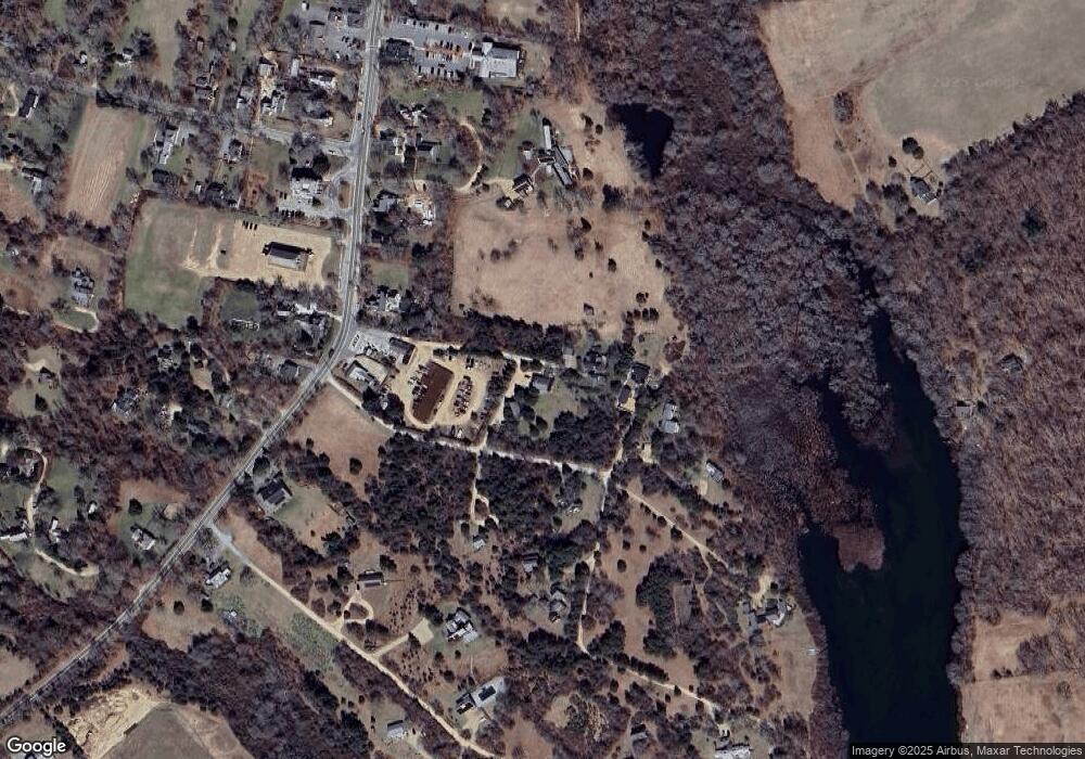 22 Runner Rd, Vineyard Haven, MA 02568 - photo 1