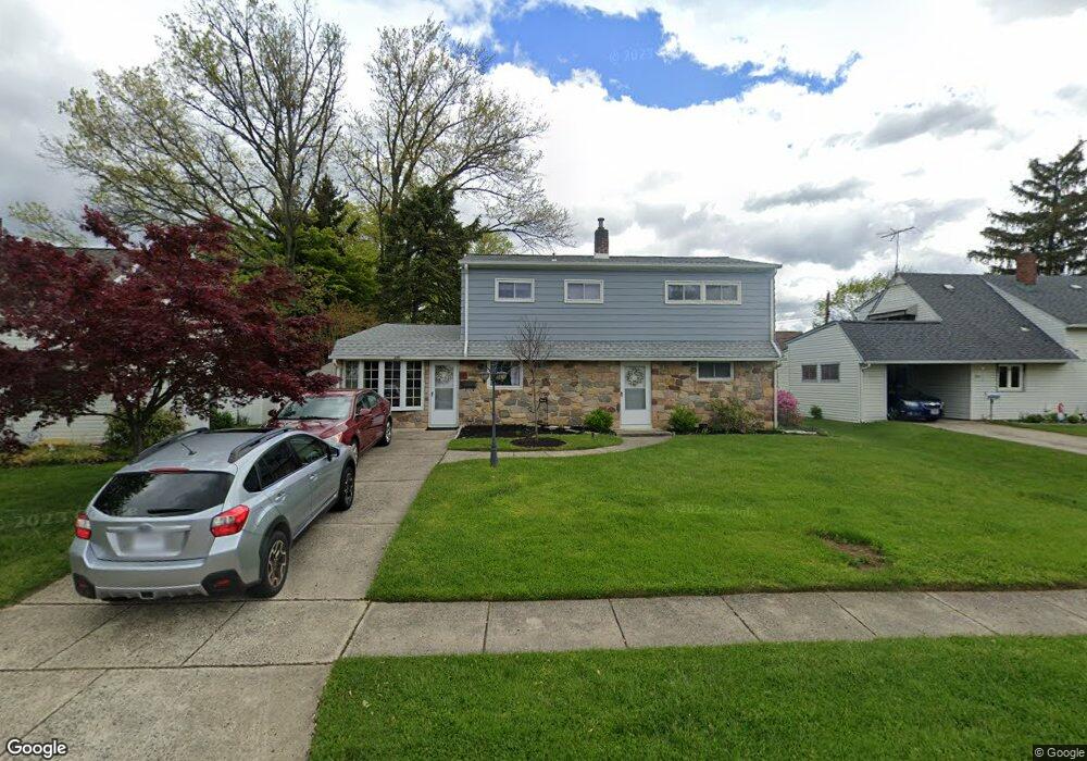 290 Appletree Dr, Levittown, PA 19055 - photo 1