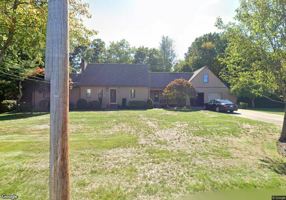 32 Green Meadow Ln, Cumberland, RI 02864 - photo 1