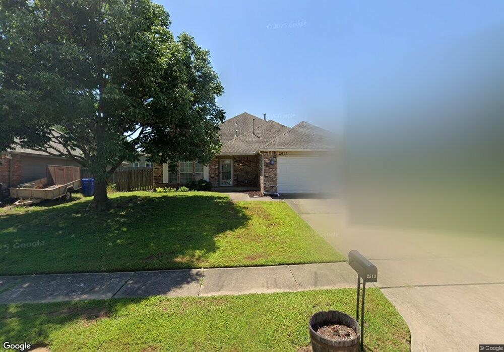 2513 W Honolulu St, Broken Arrow, OK 74012 - photo 1