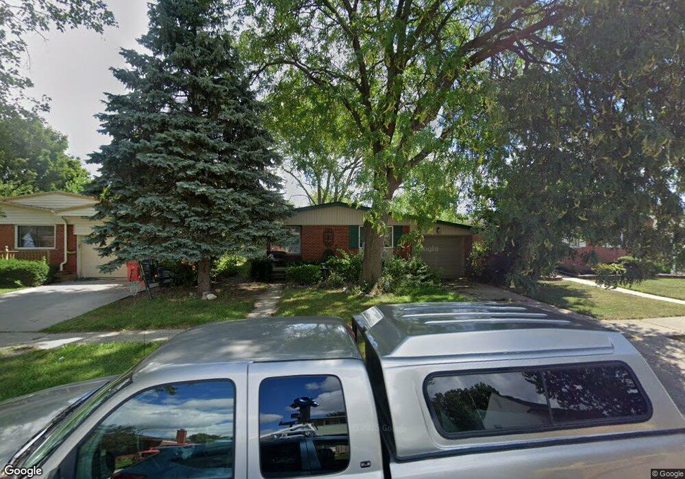 30606 Hennigan St, Roseville, MI 48066 - photo 1