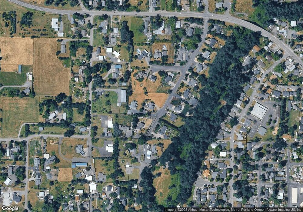 725 NE Chehalem Dr, Newberg, OR 97132 - photo 1