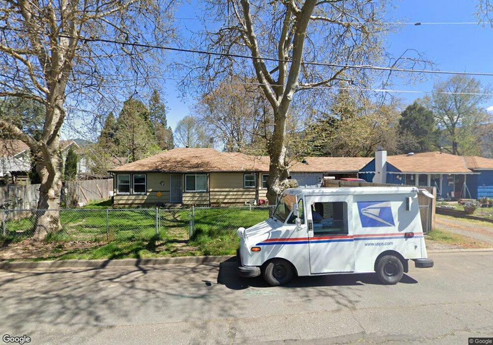 1507 Clara Ave, Grants Pass, OR 97527 - photo 1