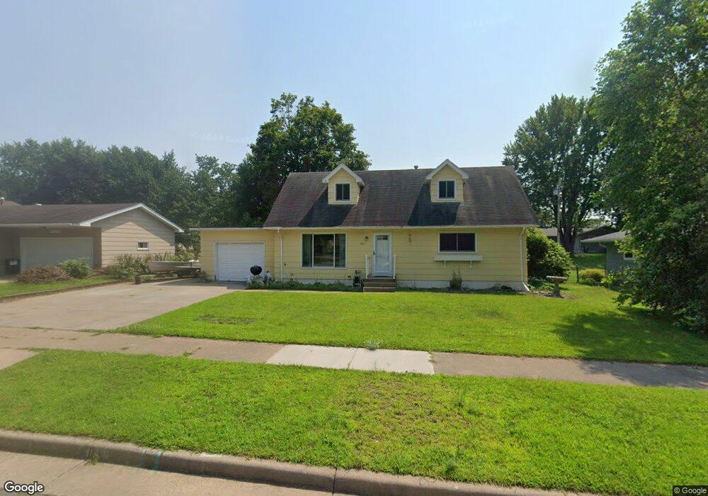 3137 Leslie Ln, Eau Claire, WI 54703 - photo 1