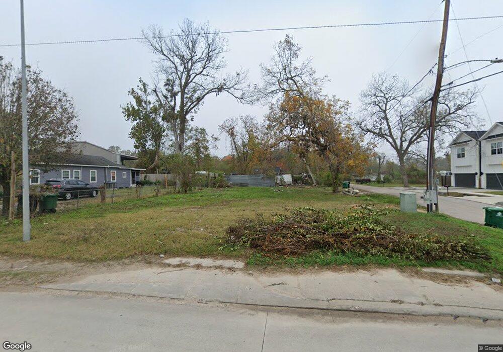 2202 W Little York Rd, Houston, TX 77091 - photo 1