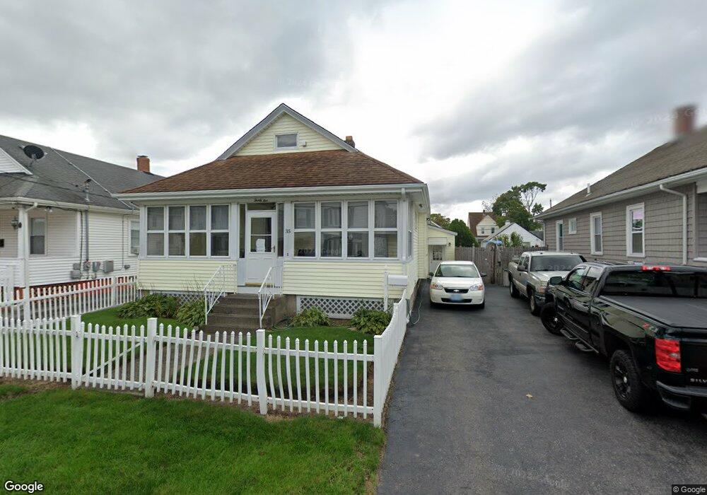35 Warwick Rd, Pawtucket, RI 02861 - photo 1