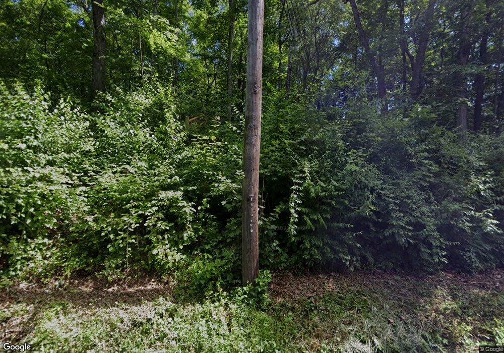 98 Linsley Lake Rd, North Branford, CT 06471 - photo 1