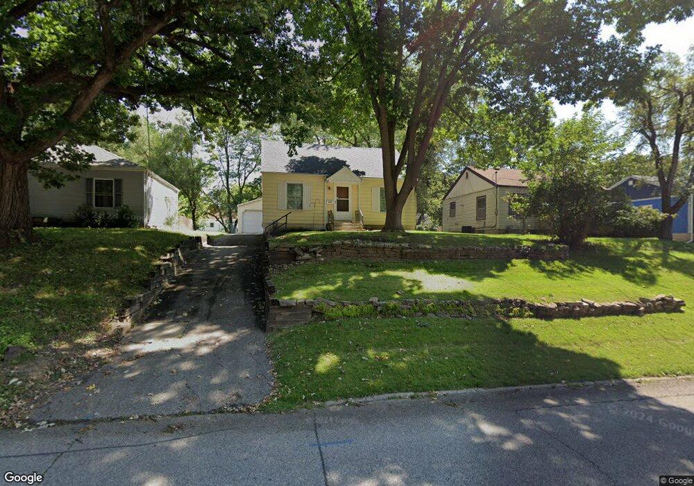 3601 38th St, Des Moines, IA 50310 - photo 1