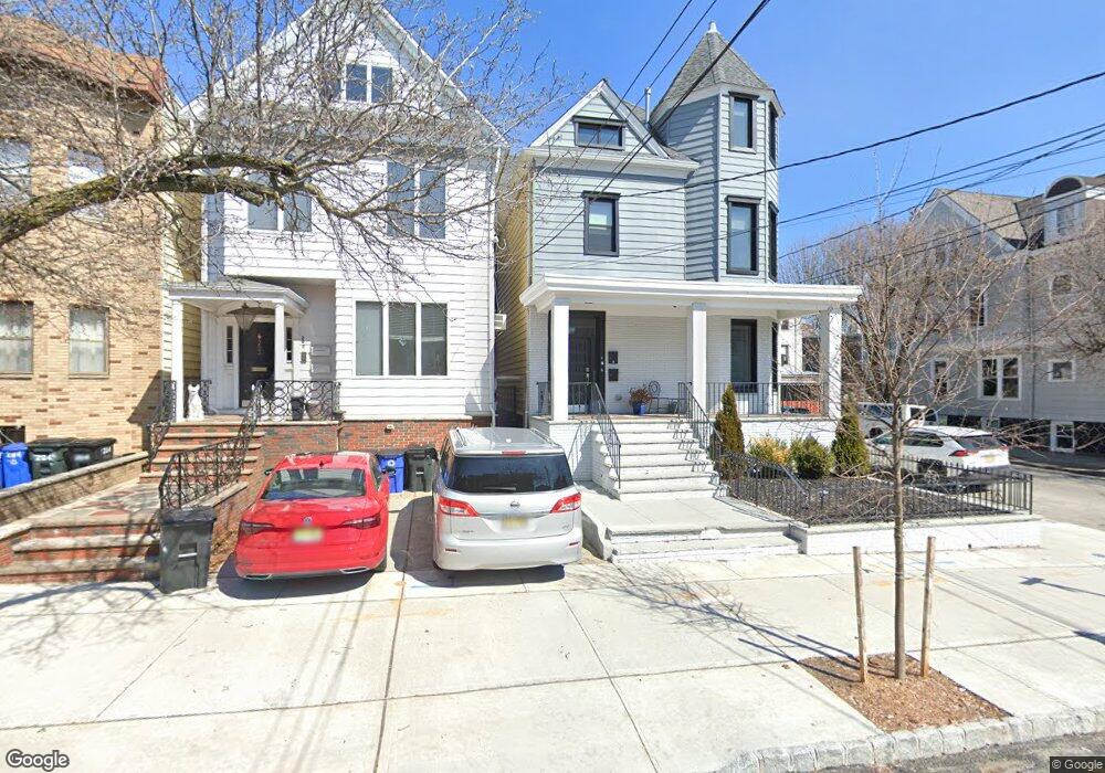 200 Shippen St unit 2, Weehawken, NJ 07086 - photo 1